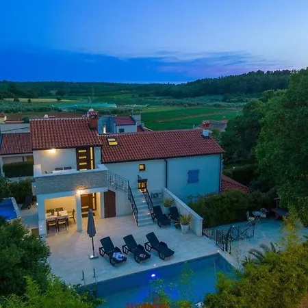 Dolce Villa